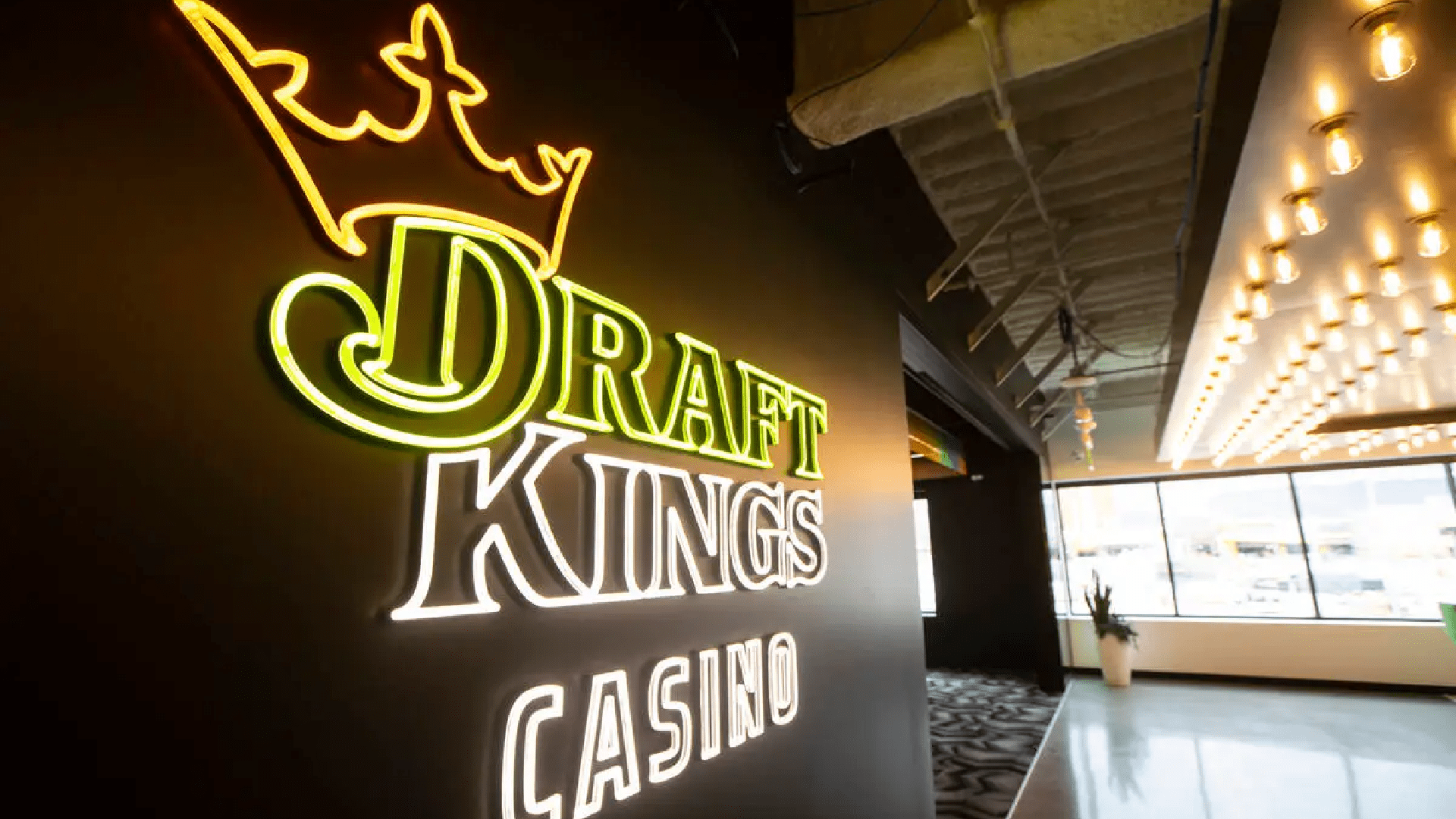 DraftKings, Flutter are Betting Stocks to Own Going Into NFL Season